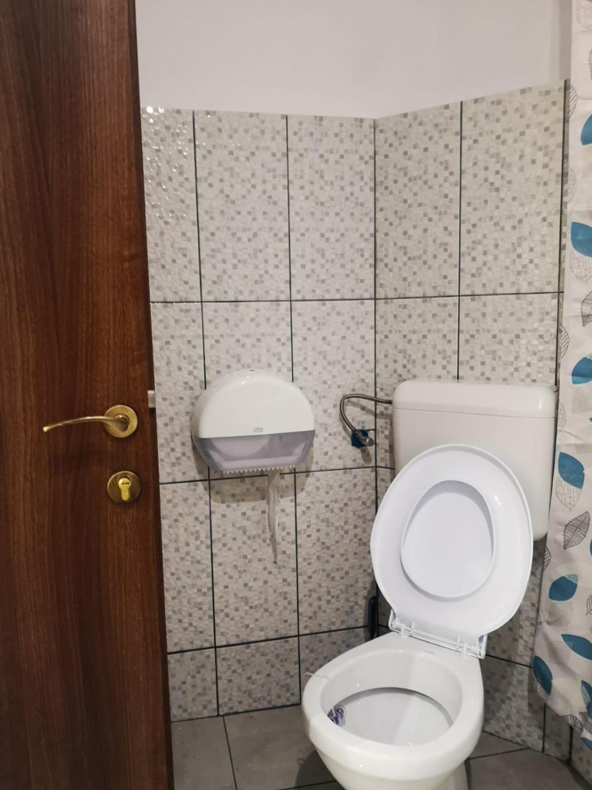 Apartamente Bobo Sîngeorgiu de Mureş Eksteriør billede
