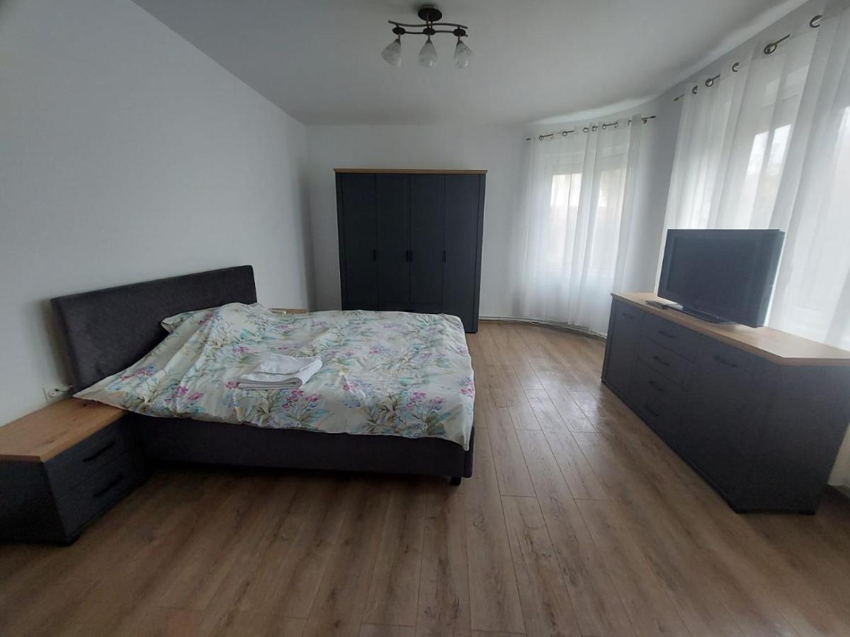 Apartamente Bobo Sîngeorgiu de Mureş Eksteriør billede
