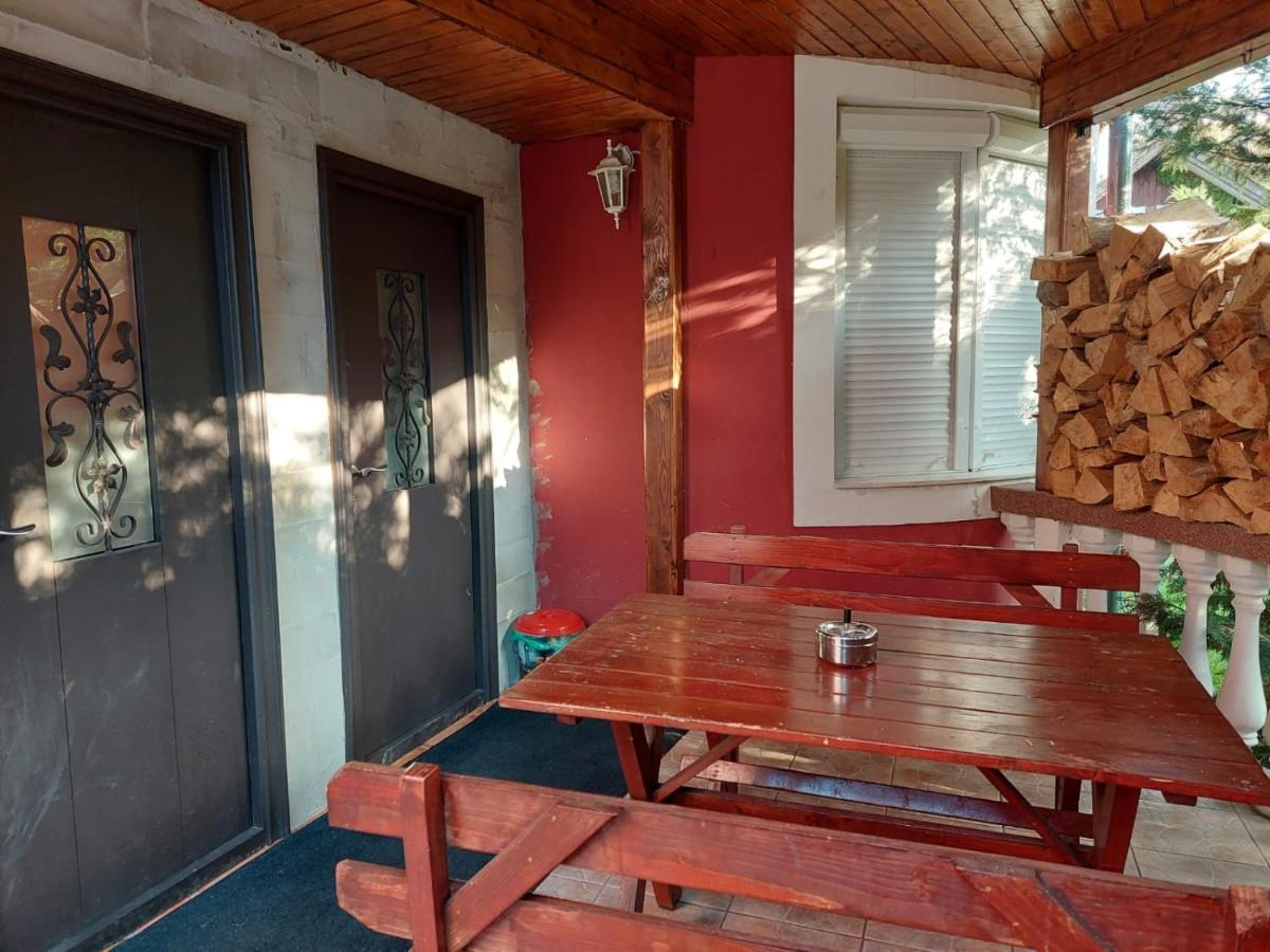 Apartamente Bobo Sîngeorgiu de Mureş Eksteriør billede