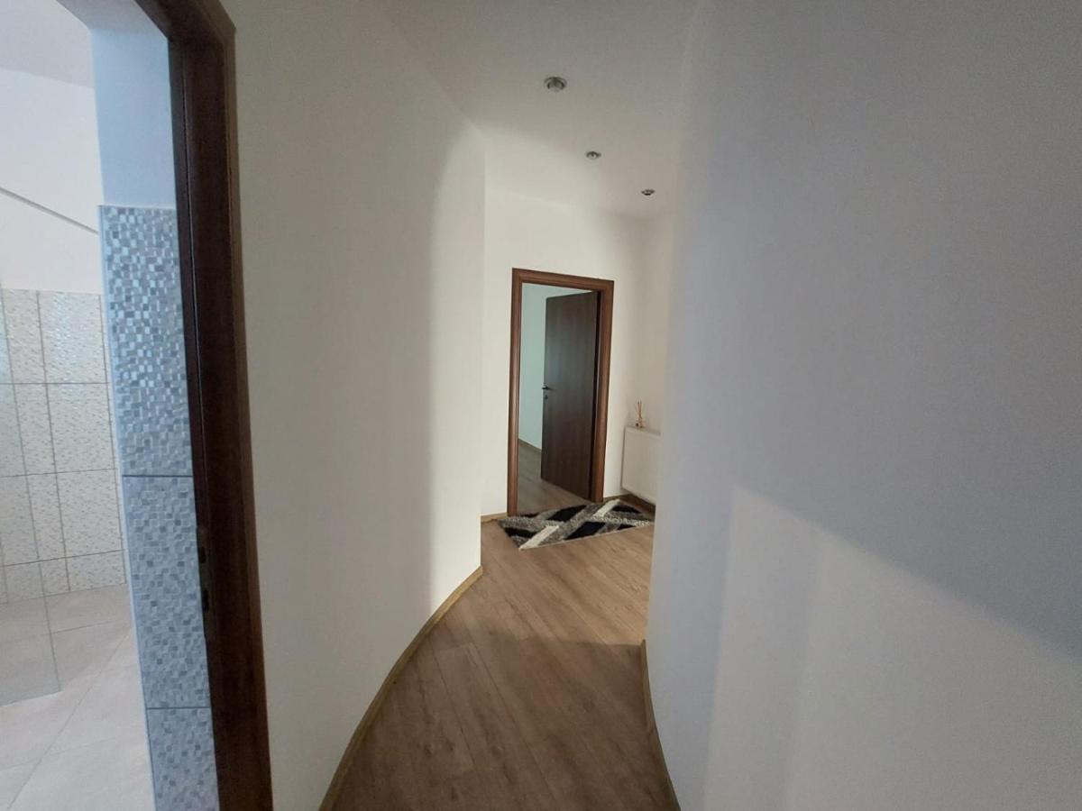 Apartamente Bobo Sîngeorgiu de Mureş Eksteriør billede