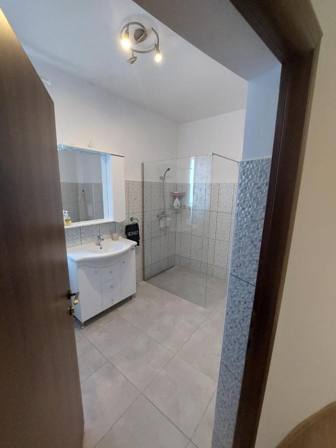 Apartamente Bobo Sîngeorgiu de Mureş Eksteriør billede